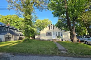 32 Birch Rd, Natick, MA 01760 - Photo 4