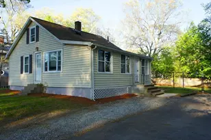 32 Birch Rd, Natick, MA 01760 - Photo 6
