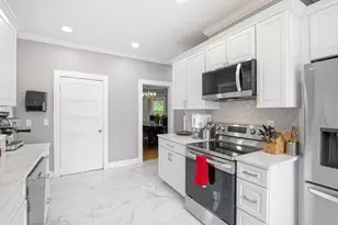 478 E Main St, Avon, MA 02322 - Photo 6