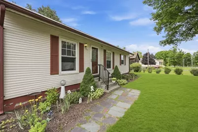 201 Batchelor St, Granby, MA 01033 - Photo 2
