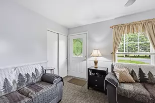 201 Batchelor St, Granby, MA 01033 - Photo 6