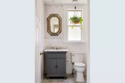 70 Oxford St, Somerville, MA 02143 - Photo 20