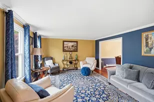 19 Debbie Ln, Milford, MA 01757 - Photo 12