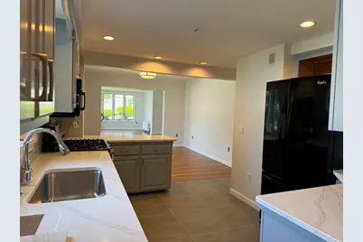 23-25 Bates Rd #25, Swampscott, MA 01907 - Photo 12