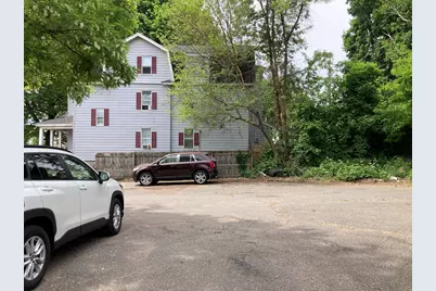 223 Elm, Holyoke, MA 01040 - Photo 14