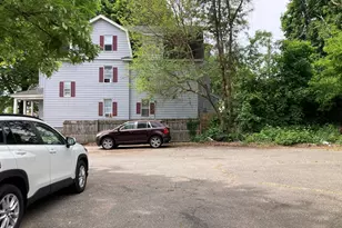 223 Elm, Holyoke, MA 01040 - Photo 14