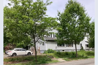 223 Elm, Holyoke, MA 01040 - Photo 2