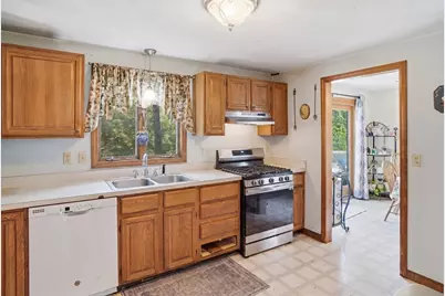3 Birchmont St, Tyngsborough, MA 01879 - Photo 16
