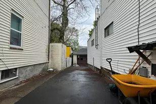 2534 Massachusetts Ave, Cambridge, MA 02140 - Photo 12