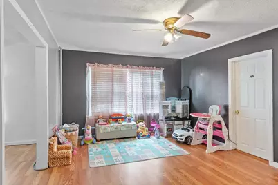74 East St, Fitchburg, MA 01420 - Photo 8