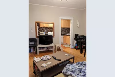174 Winthrop Rd. #2, Brookline, MA 02445 - Photo 2