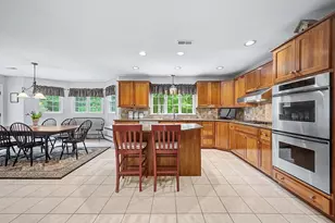 8 Wild Rd, Hopkinton, MA 01748 - Photo 4