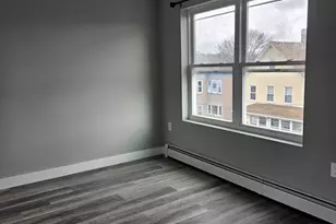 32 Irving St, Everett, MA 02149 - Photo 10