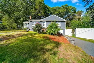 20 Oak Hill Dr, Methuen, MA 01844 - Photo 4