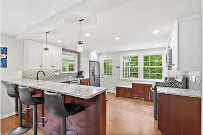 113 Andrew Ln, Hanson, MA 02341 - Photo 4