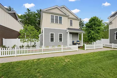 27 Cleary Cir #27, Norfolk, MA 02056 - Photo 2