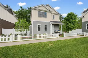 27 Cleary Cir, Norfolk, MA 02056 - Photo 2