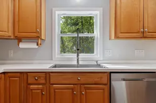 4 Louis Rd, Tewksbury, MA 01876 - Photo 10