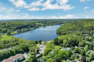 23 Chester St, Amesbury, MA 01913 - Photo 32