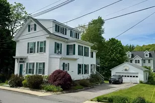 23 Chester St, Amesbury, MA 01913 - Photo 1