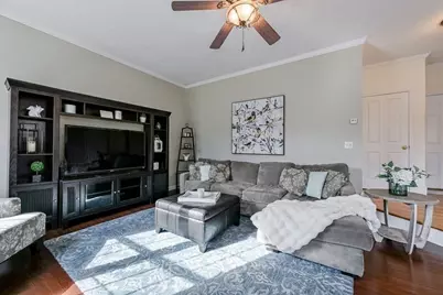 353 Purchase, Milford, MA 01757 - Photo 12