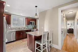 107 Winthrop St, Winthrop, MA 02152 - Photo 6