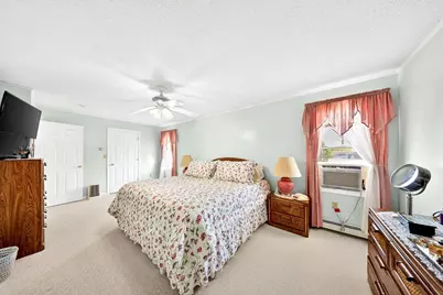 56 Schofield St, New Bedford, MA 02740 - Photo 26