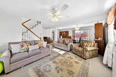 56 Schofield St, New Bedford, MA 02740 - Photo 12