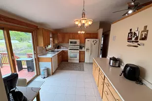 88 Boulevard St, Lowell, MA 01854 - Photo 10