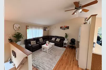 88 Boulevard  Street, Lowell, MA 01854 - Photo 14