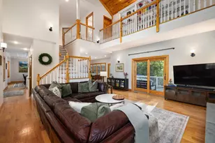 138 Chestnut St, Rehoboth, MA 02769 - Photo 4