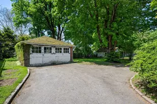 282 Marrett Rd, Lexington, MA 02421 - Photo 14