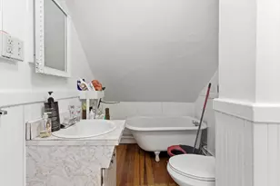 21 Salisbury St, New Bedford, MA 02744 - Photo 18
