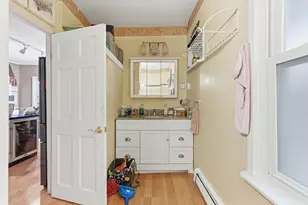 21 Salisbury St, New Bedford, MA 02744 - Photo 8