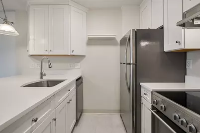 133 Commander Shea Boulevard #209, Quincy, MA 02171 - Photo 4