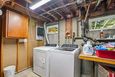 35 Westgate Rd, Framingham, MA 01701 - Photo 30