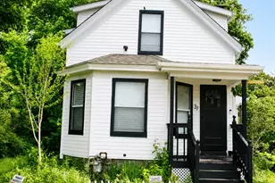 37 Hunt St, Brockton, MA 02302 - Photo 2