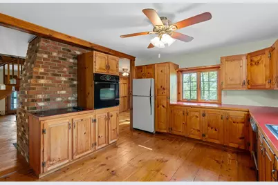 362 Snows Pond Rd, Rochester, MA 02770 - Photo 10