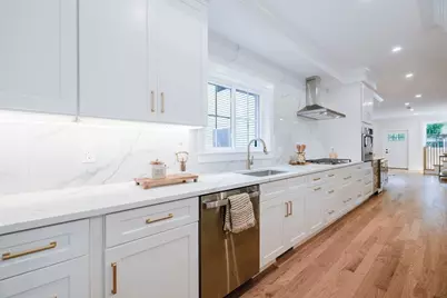 583 Fletcher St, Northbridge, MA 01588 - Photo 10