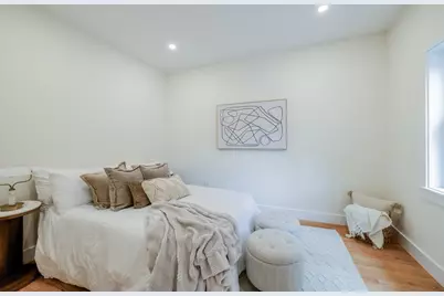 583 Fletcher St, Northbridge, MA 01588 - Photo 18
