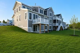 299 Lexington St, Woburn, MA 01801 - Photo 26