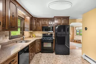29 Patricia Rd, Peabody, MA 01960 - Photo 22