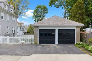 293 Hawthorn St, New Bedford, MA 02740 - Photo 36