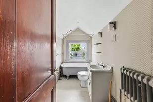 293 Hawthorn St, New Bedford, MA 02740 - Photo 32
