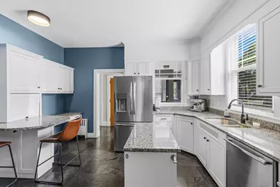 293 Hawthorn St, New Bedford, MA 02740 - Photo 6