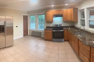29 Brookfield Rd, Sturbridge, MA 01518 - Photo 2