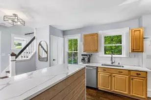 55 School St, Groveland, MA 01834 - Photo 8