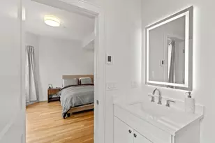 298 Maverick St, Boston, MA 02128 - Photo 26