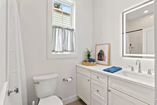 298 Maverick St, Boston, MA 02128 - Photo 16