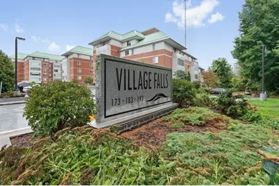 183 Oak Street #405, Newton, MA 02464 - Photo 2